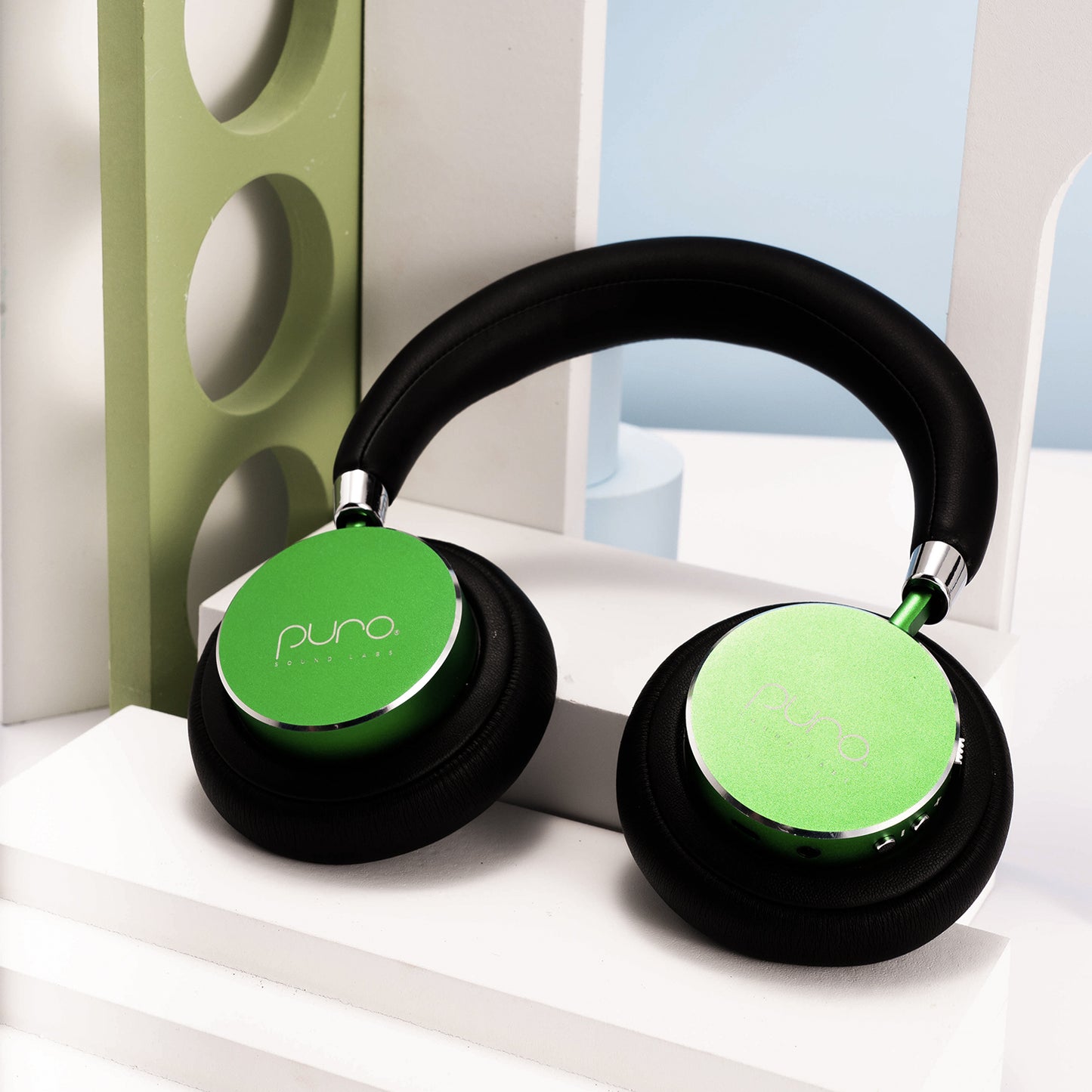 BT2200-Plus Volume Limited Kids’ Bluetooth Headphones